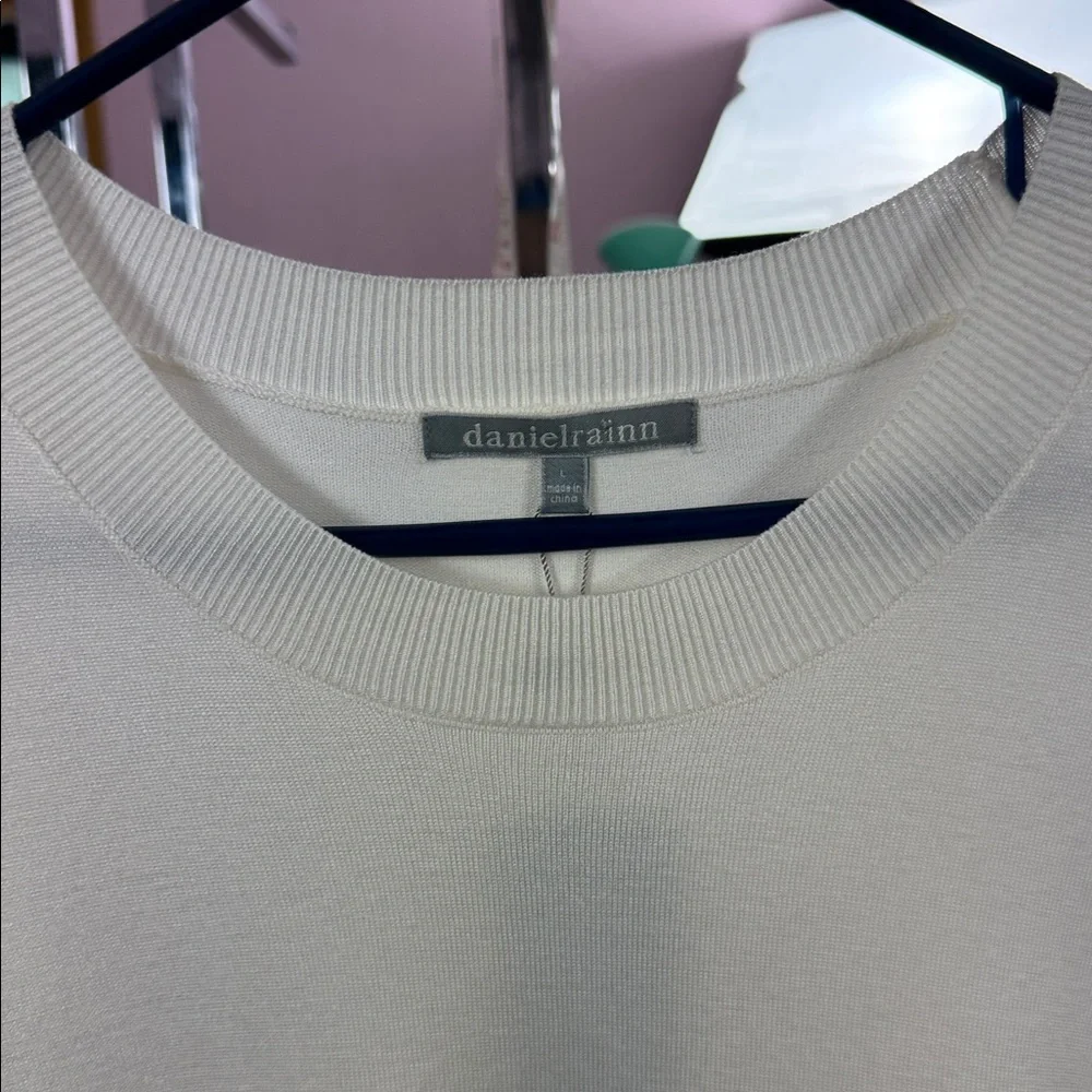 NWT Daniel Rainn Floral Puff Sleeve Mixed Media Sweater size large - Picture 4 of 7